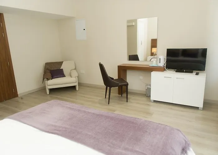 Апартаменти Manolia Residences *