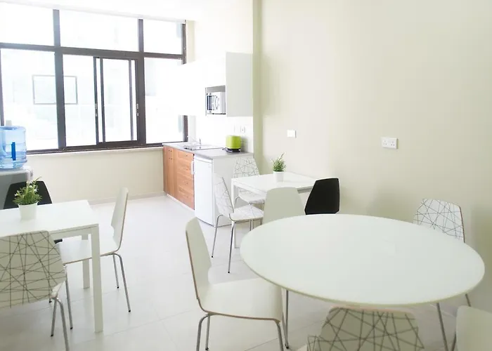 Manolia Residences Апартаменти *