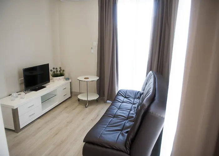 Апартаменти Manolia Residences *